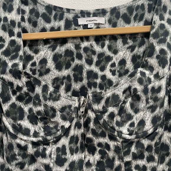 Miaou Dree Dress Leopard Long Sleeve - Picture 5 of 6